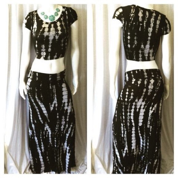 Tie Dye Maxi Skirt & Crop Top, size Small - Picture 7 of 7